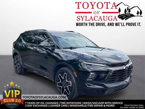 Used 2023 Chevrolet Blazer RS w/ Driver Confidence II Package FWD image 1