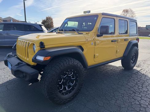 Used 2018 Jeep Wrangler Unlimited Sport S image 2