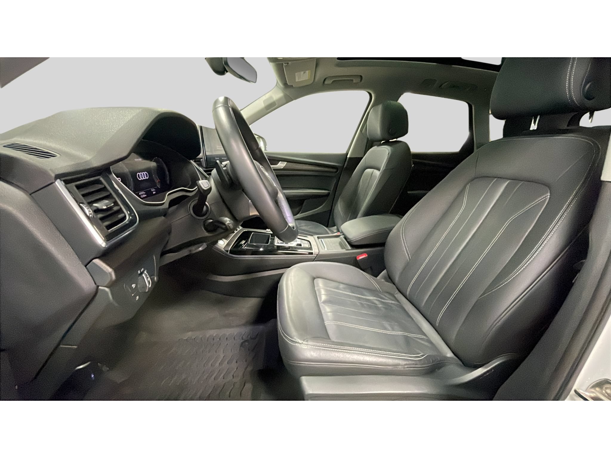 Used 2021 Audi Q5 2.0T Premium Plus w/ Premium Plus Package AWD/4WD image 13