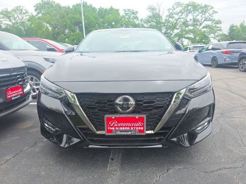 Certified 2023 Nissan Sentra SR w/ SR Premium Package FWD image 2
