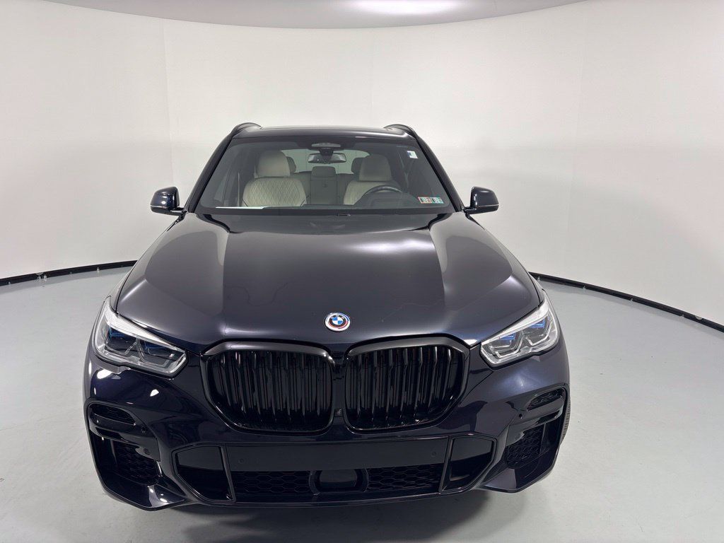 Used 2023 BMW X5 M50i w/ Executive Package AWD/4WD image 2