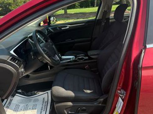 Used 2013 Ford Fusion SE image 10