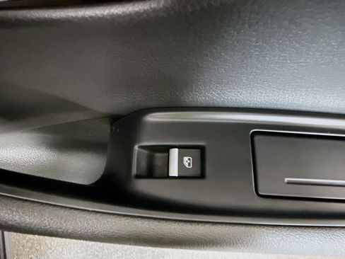 Used 2018 Audi Q7 2.0T Premium image 31