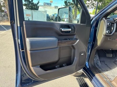 Used 2021 GMC Sierra 2500 Denali w/ Denali Ultimate Package AWD/4WD image 15
