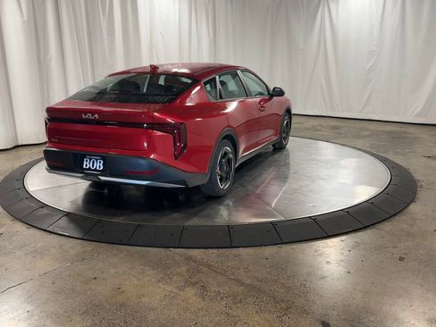 New 2025 Kia K4 EX image 8