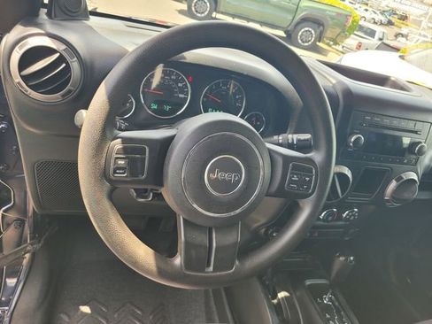 Used 2013 Jeep Wrangler Unlimited Sport AWD/4WD image 30