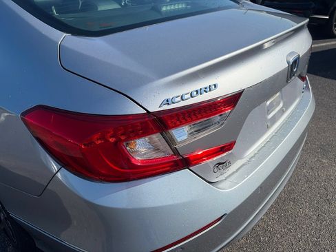 Used 2022 Honda Accord Touring image 16