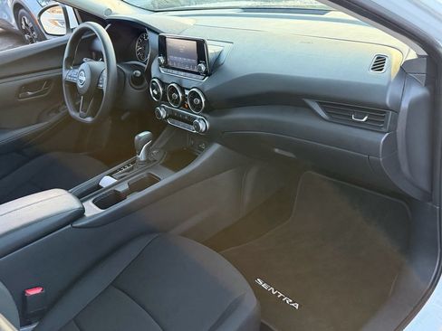 Certified 2025 Nissan Sentra S FWD image 17