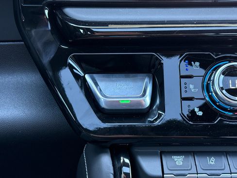 New 2026 GMC Sierra 2500 AT4X AWD/4WD image 23
