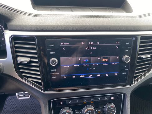 Used 2022 Volkswagen Atlas SEL Premium AWD/4WD image 34