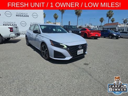 Used 2023 Nissan Altima 2.5 SR FWD image 1