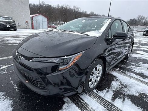 New 2026 Toyota Corolla LE image 1