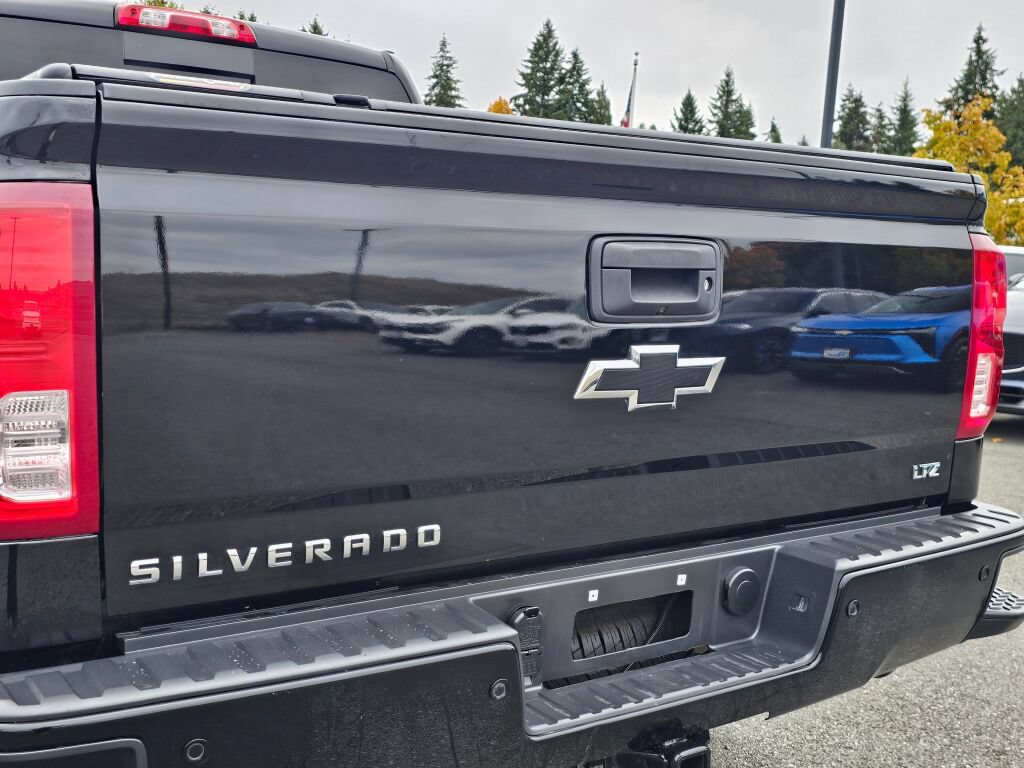 Used 2016 Chevrolet Silverado 1500 LTZ Z71 w/ LTZ Plus Package AWD/4WD image 28
