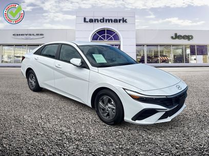 Used 2024 Hyundai Elantra SE