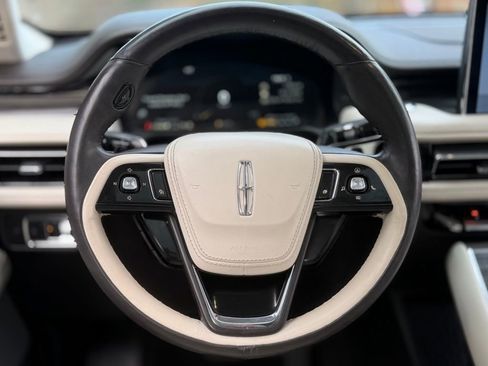 Used 2023 Lincoln Aviator Black Label w/ Dynamic Handling Package image 43