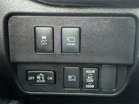 Used 2023 Toyota Tacoma TRD Sport image 32