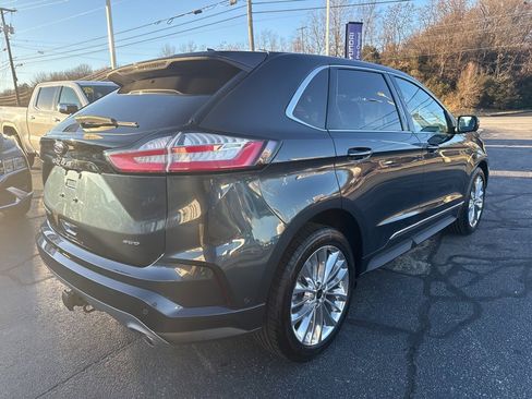 Used 2022 Ford Edge Titanium w/ Equipment Group 301A image 8