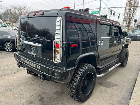 Used 2005 HUMMER H2 w/ Preferred Equipment Group image 7