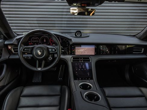 Certified 2025 Porsche Taycan Turbo S image 11