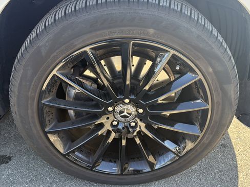 Used 2025 Mercedes-Benz GLE 450 4MATIC Coupe image 15