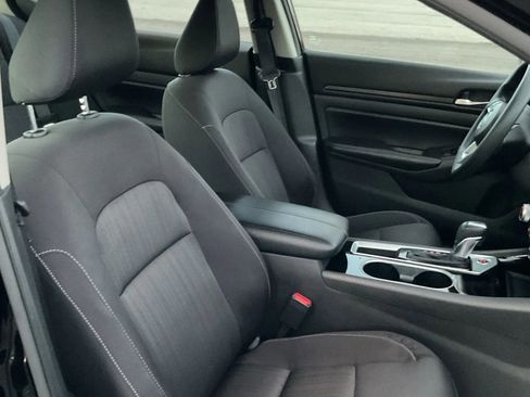 Used 2024 Nissan Altima 2.5 SV image 34