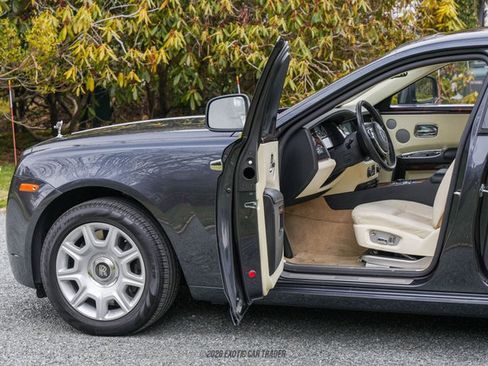 Used 2011 Rolls-Royce Ghost RWD image 31
