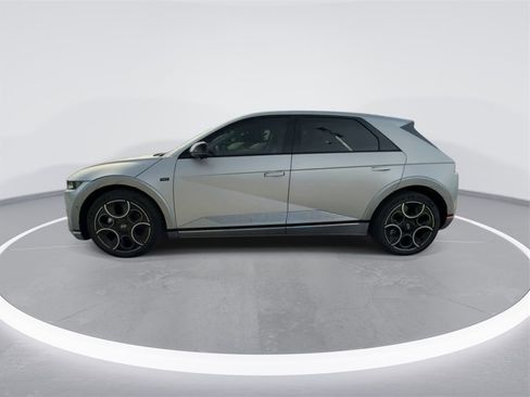 New 2024 Hyundai Ioniq 5 Limited image 6