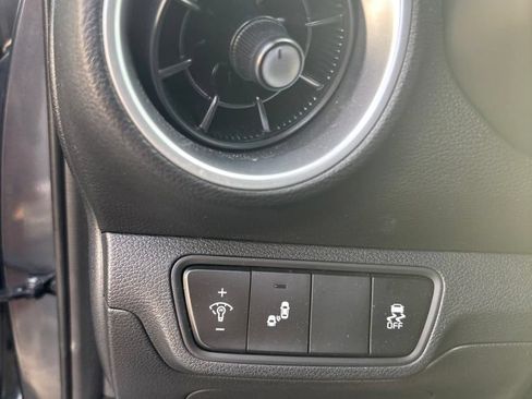 Used 2024 Kia Forte LXS w/ LXS Technology Package FWD image 21