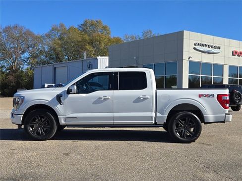 Used 2022 Ford F150 Lariat w/ Equipment Group 502A High AWD/4WD image 23