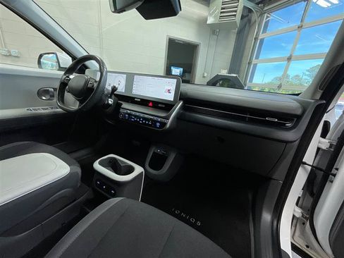Used 2024 Hyundai Ioniq 5 SEL RWD image 29