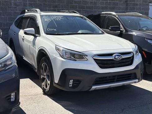 Used 2022 Subaru Outback Limited XT w/ Popular Package #2 image 3