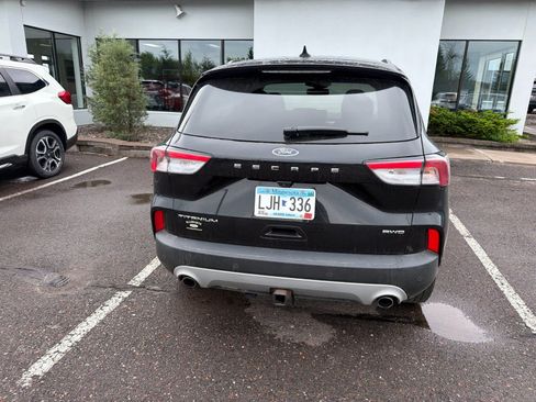 Used 2022 Ford Escape Titanium w/ Class II Trailer Tow Package AWD/4WD image 4