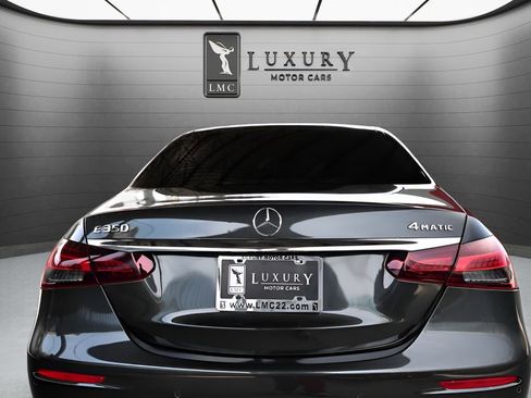 Used 2022 Mercedes-Benz E 350 4MATIC Sedan w/ Driver Assistance Package image 18