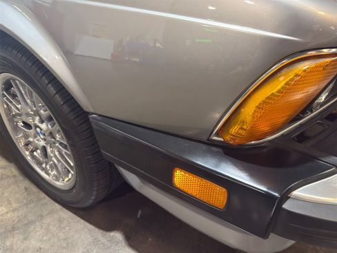 Used 1987 BMW 635CSi Coupe RWD image 27