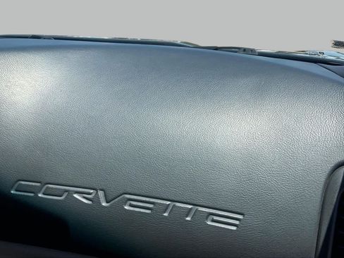 Used 2011 Chevrolet Corvette Grand Sport w/ Preferred Equipment Group RWD image 18
