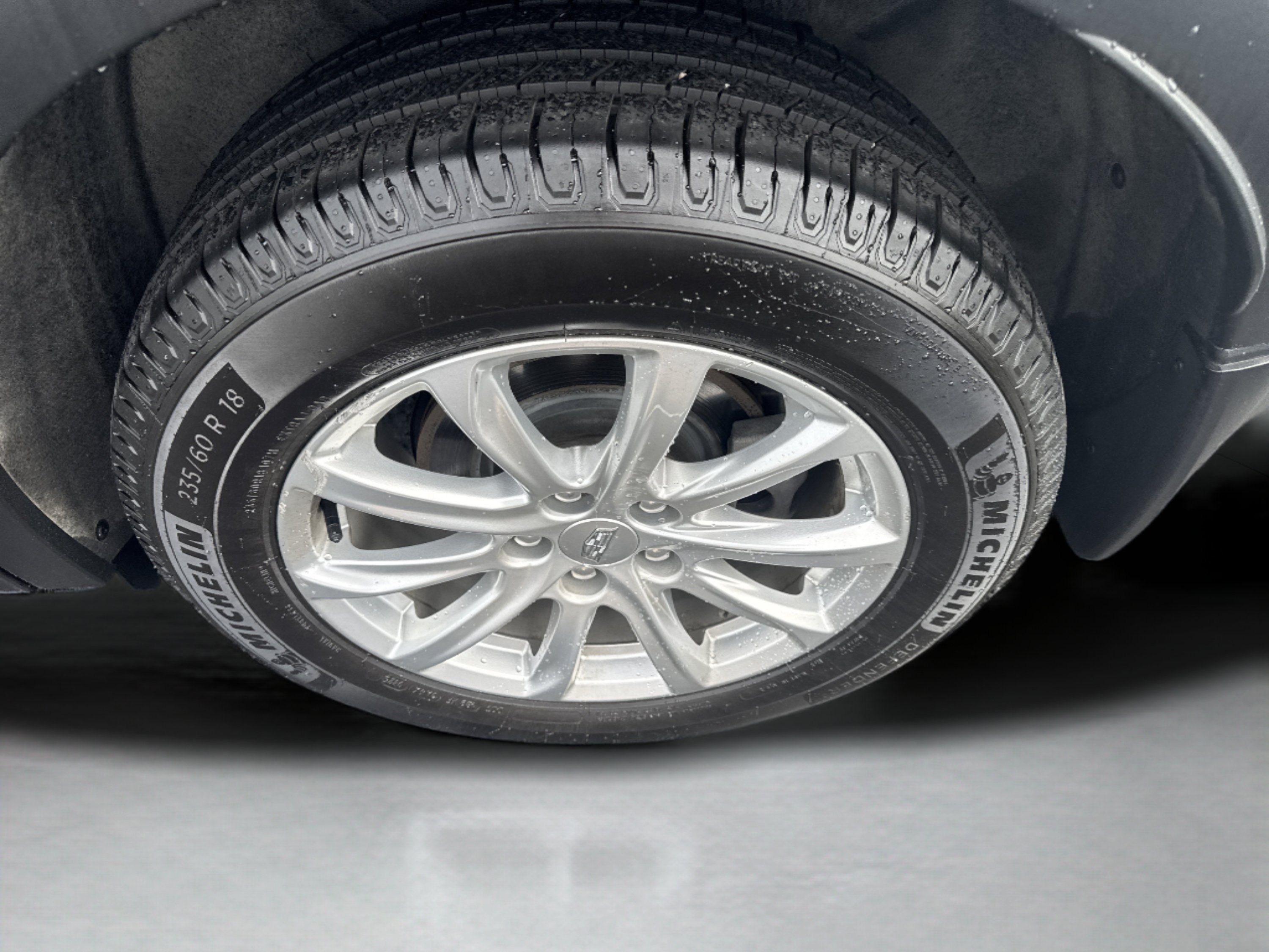 Used 2022 Cadillac XT4 Luxury AWD/4WD image 9