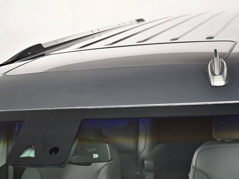 Used 2017 GMC Yukon XL Denali w/ Open Road Package image 16