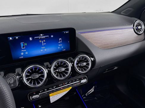 New 2026 Mercedes-Benz GLA 250 image 19