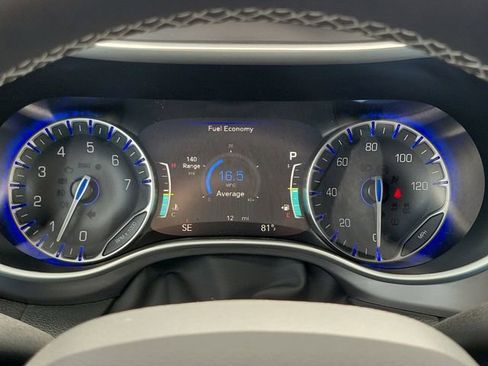 New 2026 Chrysler Pacifica Select image 20