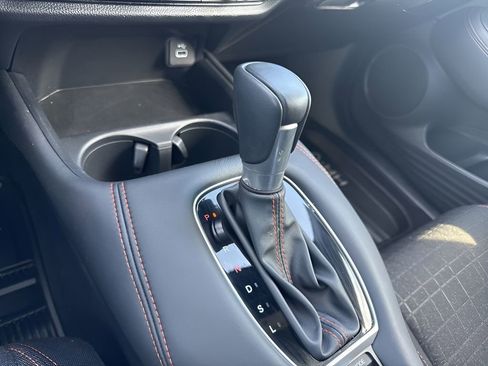 Used 2025 Honda HR-V Sport image 15