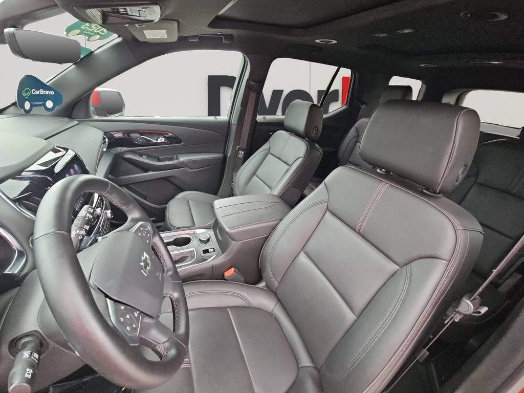 Used 2023 Chevrolet Traverse RS AWD/4WD image 10