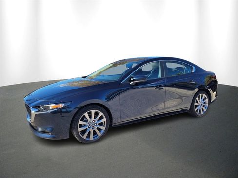 Used 2019 MAZDA MAZDA3 Sedan w/ Preferred Package image 6