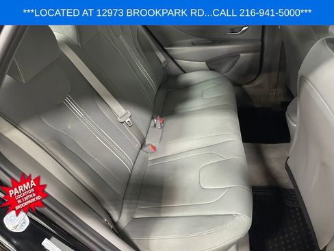 Used 2023 Hyundai Elantra SEL image 21