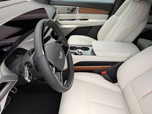 New 2026 Cadillac Vistiq Sport AWD/4WD image 5