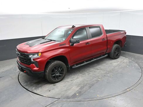 Used 2024 Chevrolet Silverado 1500 LT Trail Boss w/ LPO, Dark Essentials Package AWD/4WD image 30