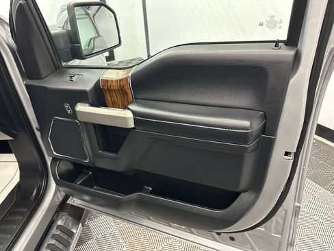 Used 2020 Ford F150 Lariat w/ Equipment Group 502A Luxury RWD image 16