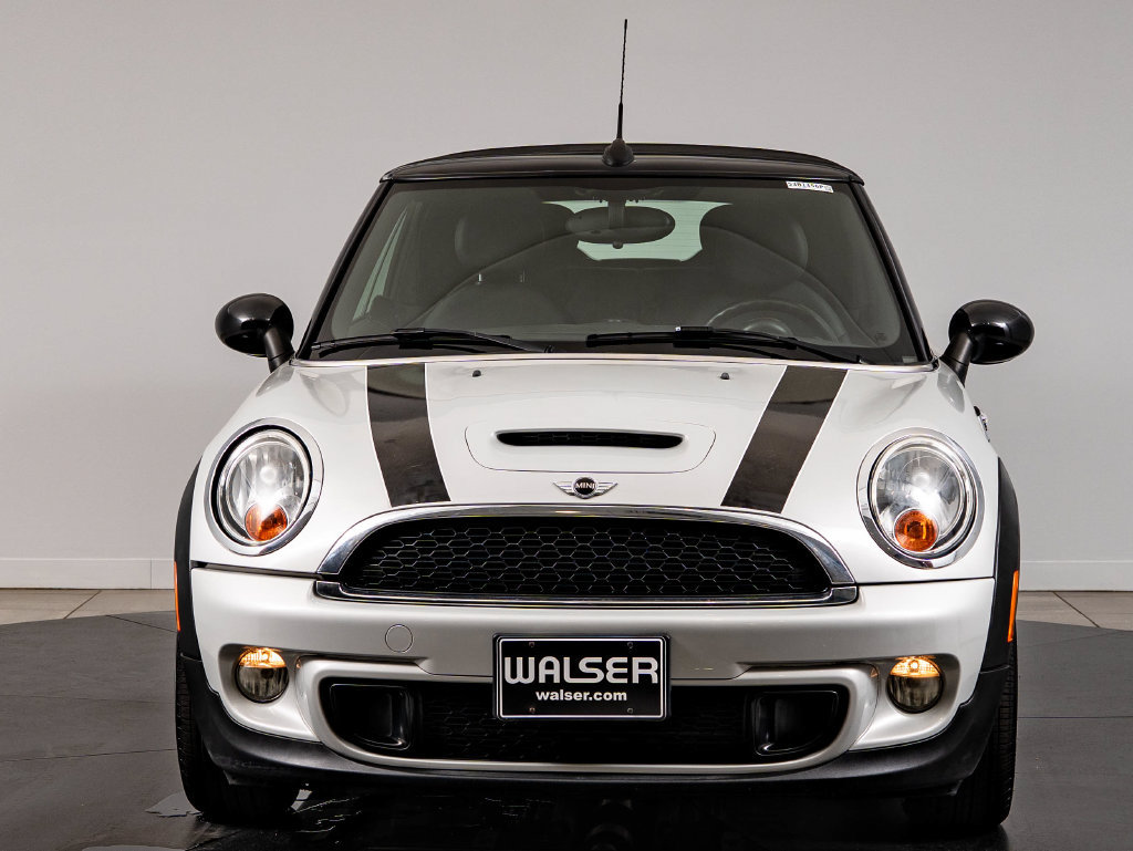 Used 2014 MINI Cooper S FWD image 2