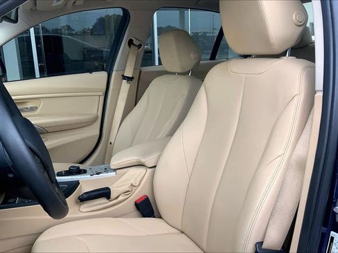 Used 2016 BMW 320i 320i image 7