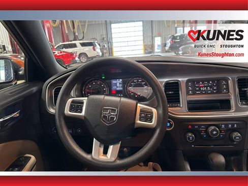 Used 2011 Dodge Charger SE image 34