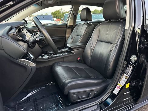 Used 2016 Toyota Avalon Limited FWD image 15